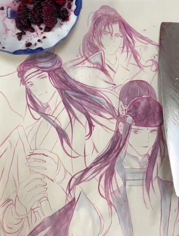去妈妈菜园找颜料的第二天,趁她还没发现果子变少赶紧来画画吧