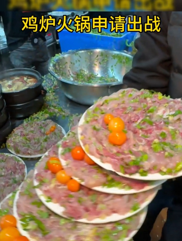 潮汕碳炉鸡煲有多好吃?没有一只鸡能逃出潮汕