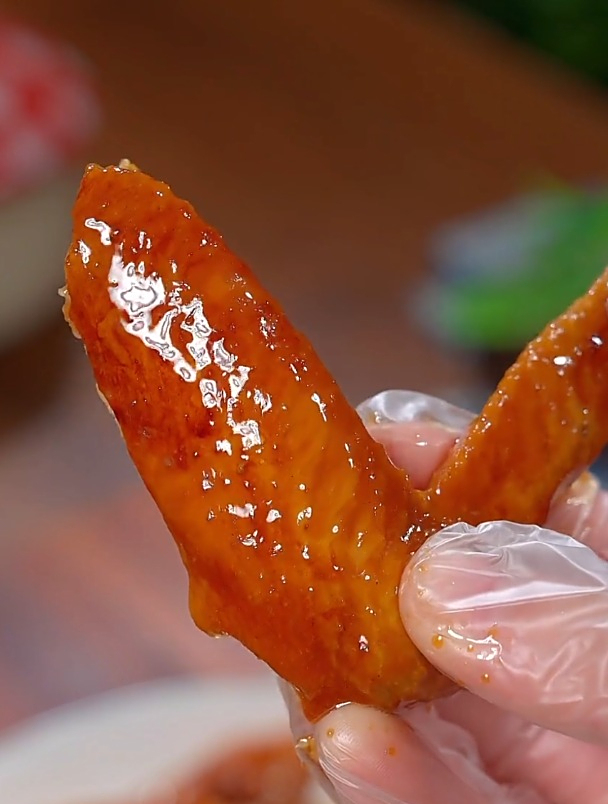 一滴水都不用加的五指毛桃盐焗鸡你知道怎么做吗