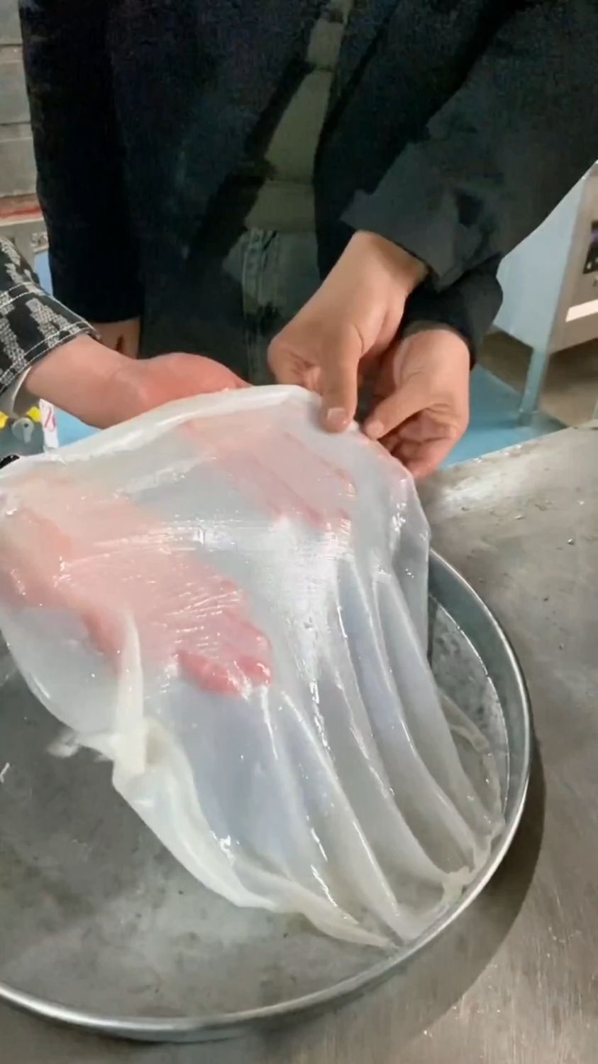 别人家的凉皮为什么会劲道呢#凉皮机#凉皮蒸箱#凉皮蒸笼