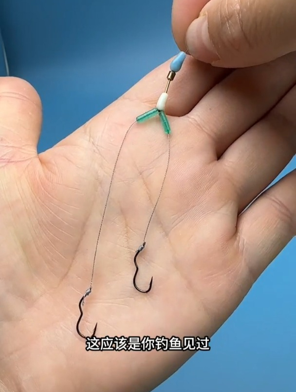 当翻转鱼钩配上短子线,土鲮入口就逃不掉!