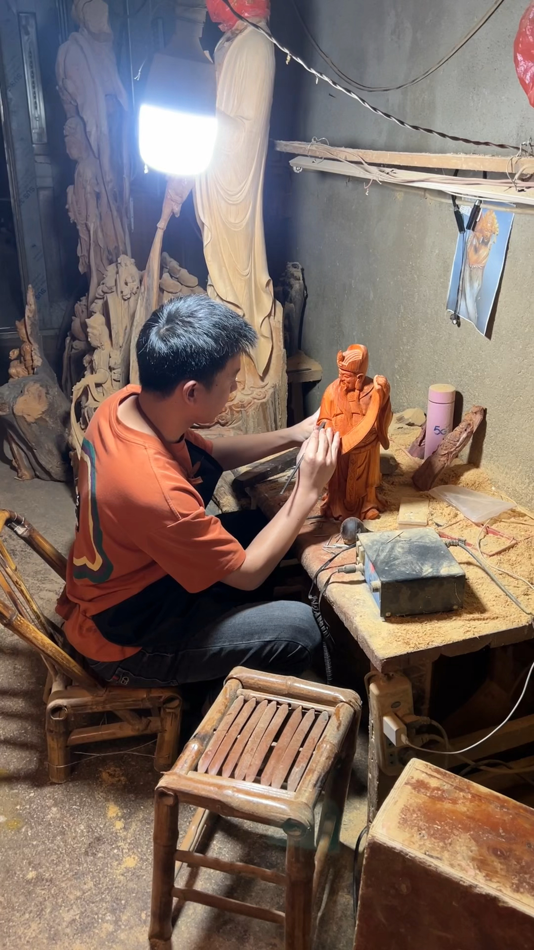 老张今天大家欣赏根雕摆件,你们喜欢哪款呢#精品摆件 #木雕工艺