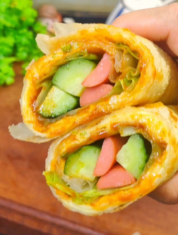 早上时间紧,没时间做早餐,那就给家人孩子做这个鸡蛋灌饼