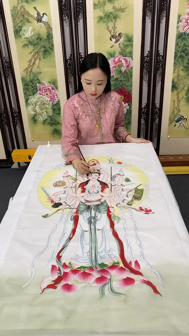 一念放下,万般自在!工笔画千手观音