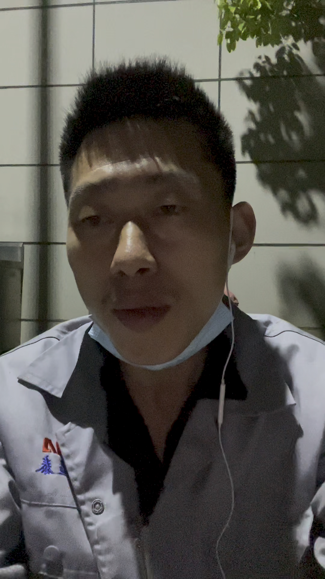 不敢问当年是假是真