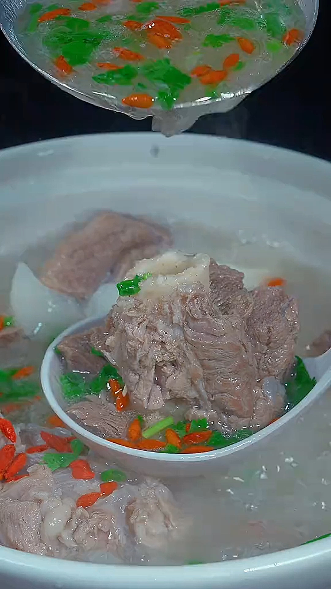 清炖骨头汤这样做