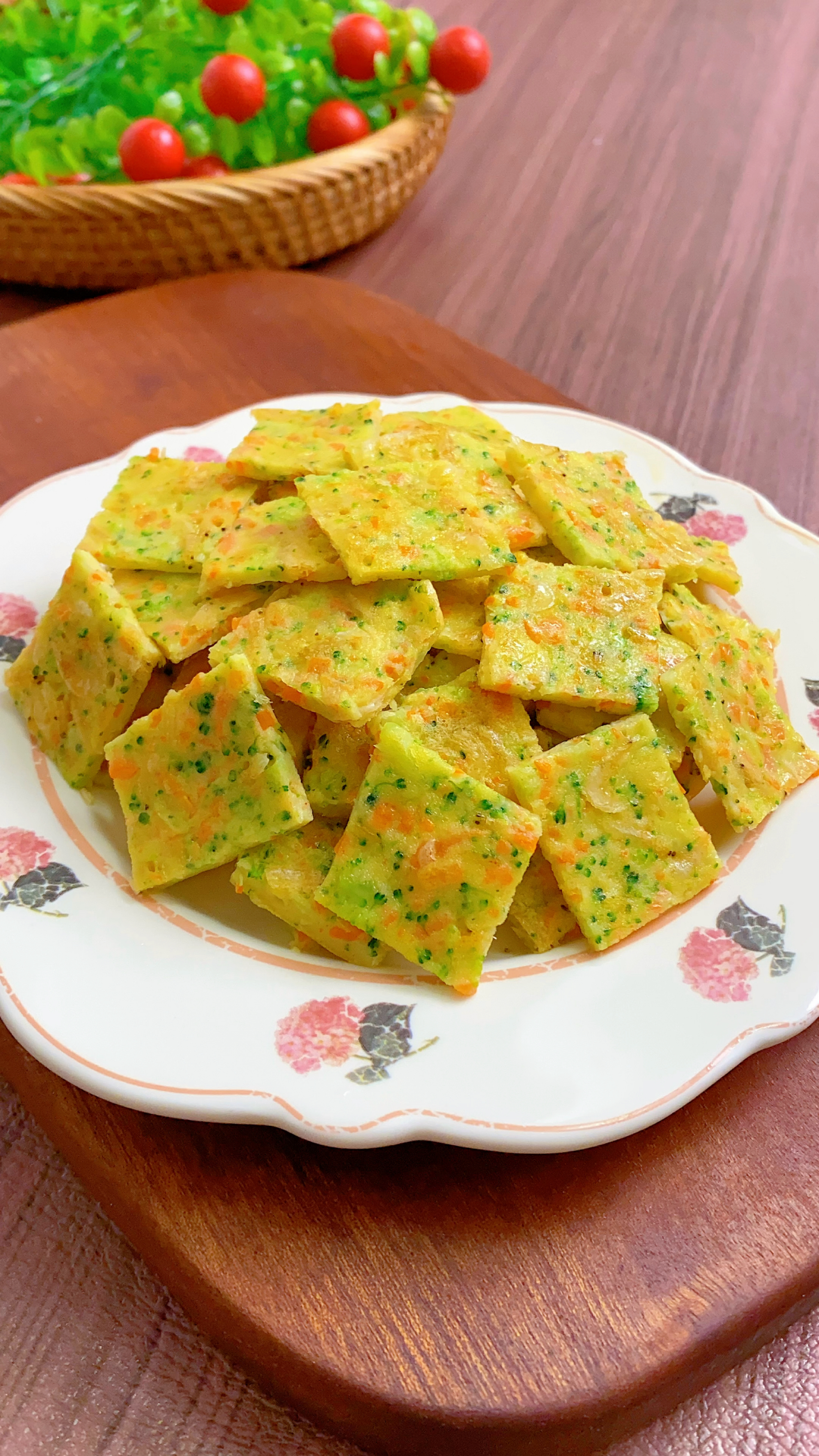 立夏过后孩子吃饭没胃口,多给孩子吃蔬菜虾皮饼,营养丰富又开胃