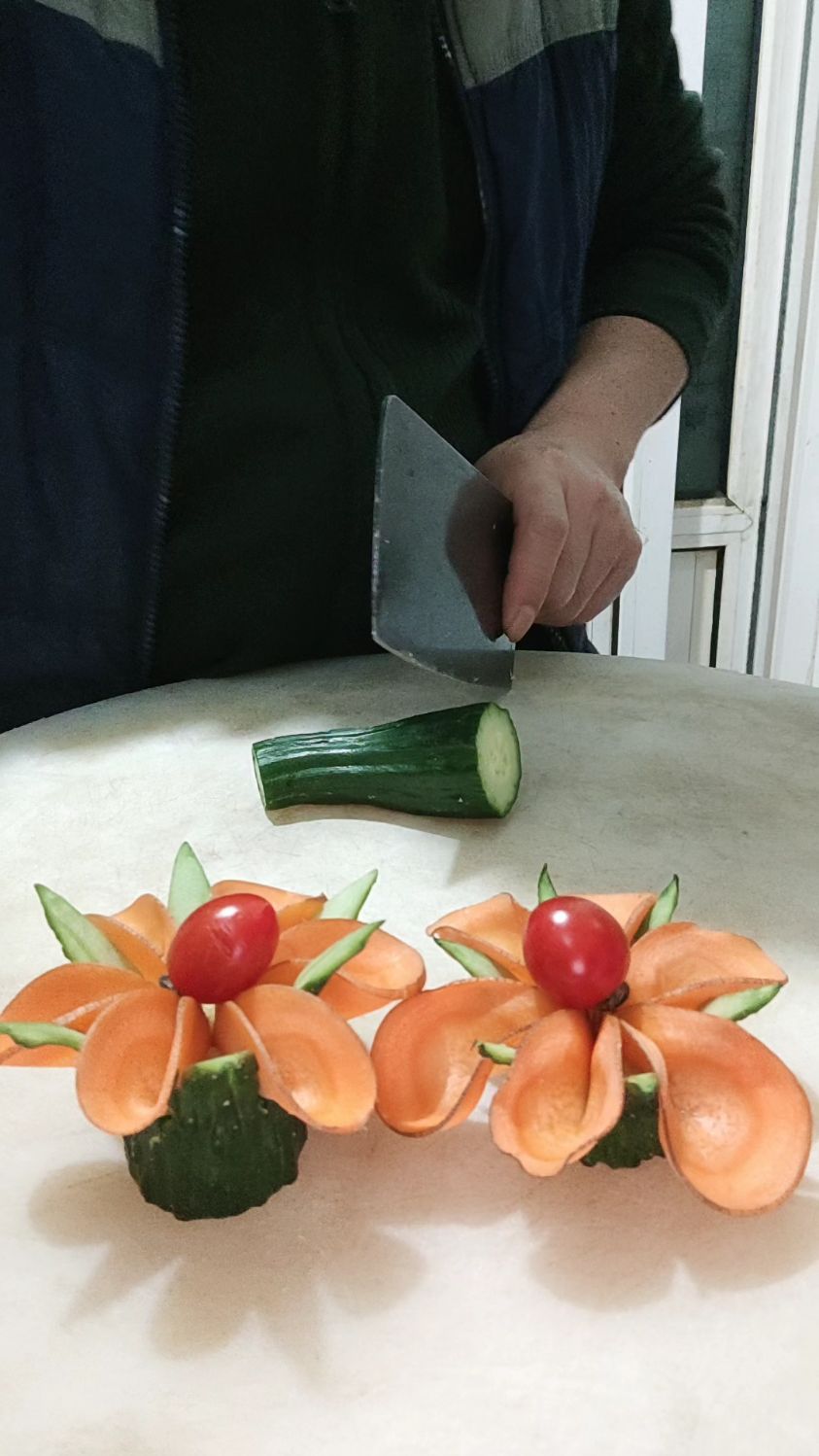 在家做菜不知如何装饰,像我这样简单好看有面子的装盘 一学就会。