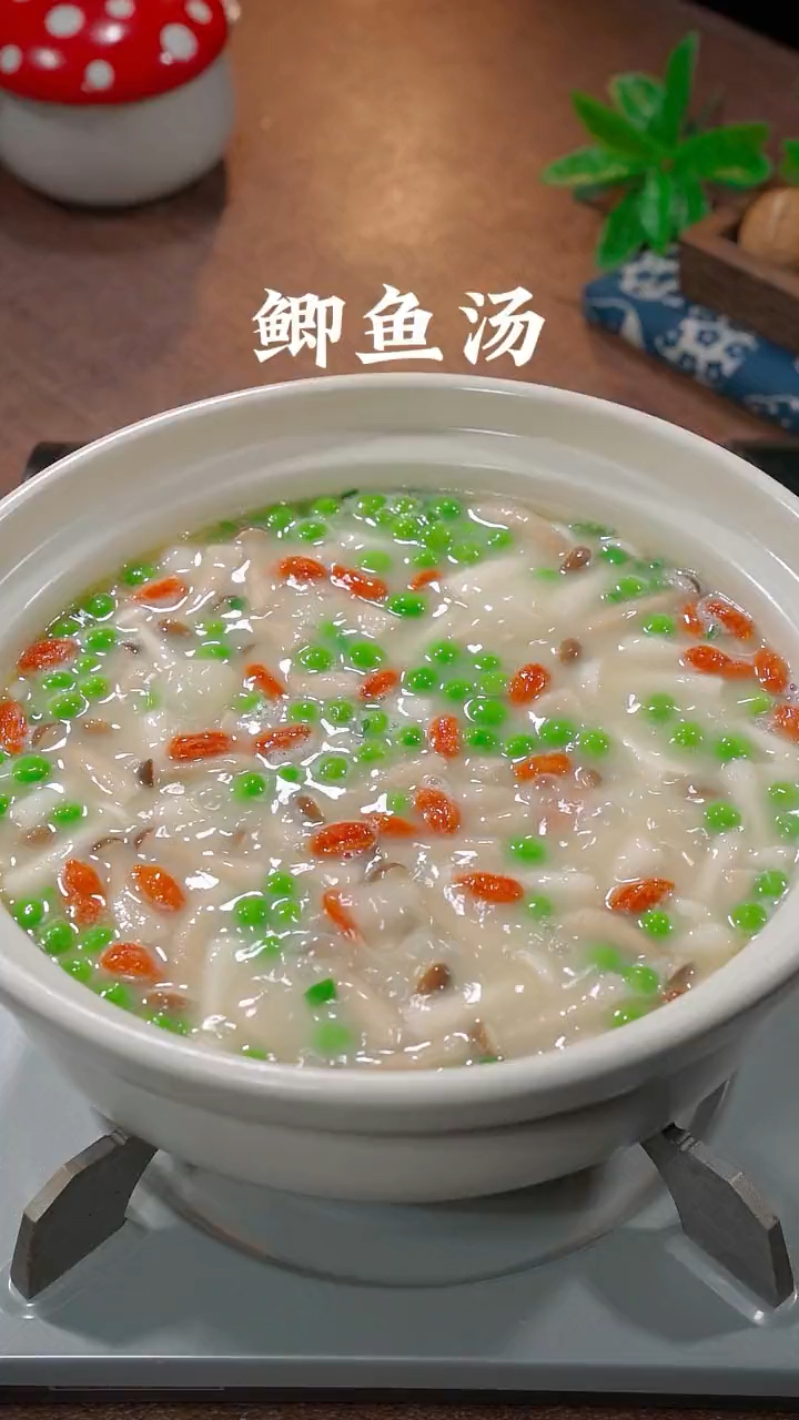 鲫鱼汤 要怎么熬才汤色浓白营养丰富呢,看看我的做法吧