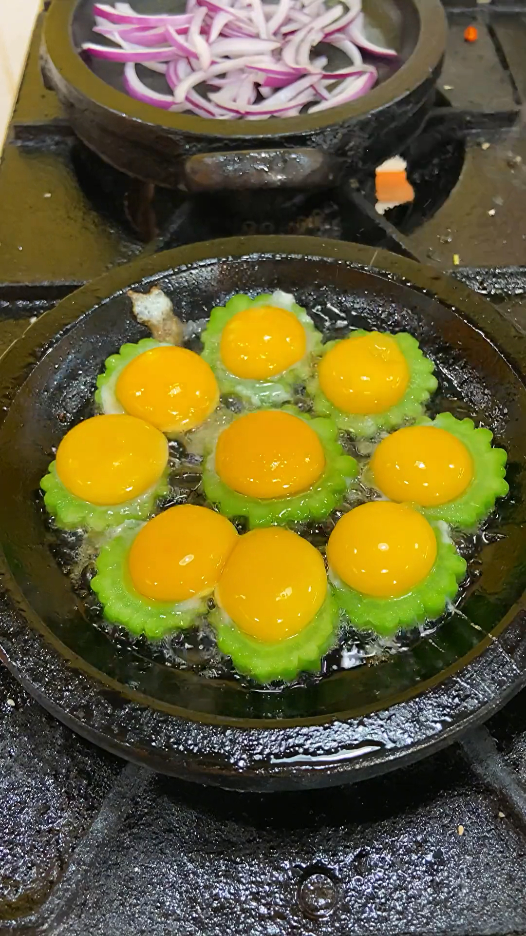石锅菜苦瓜酿蛋这样做大人孩子都爱吃