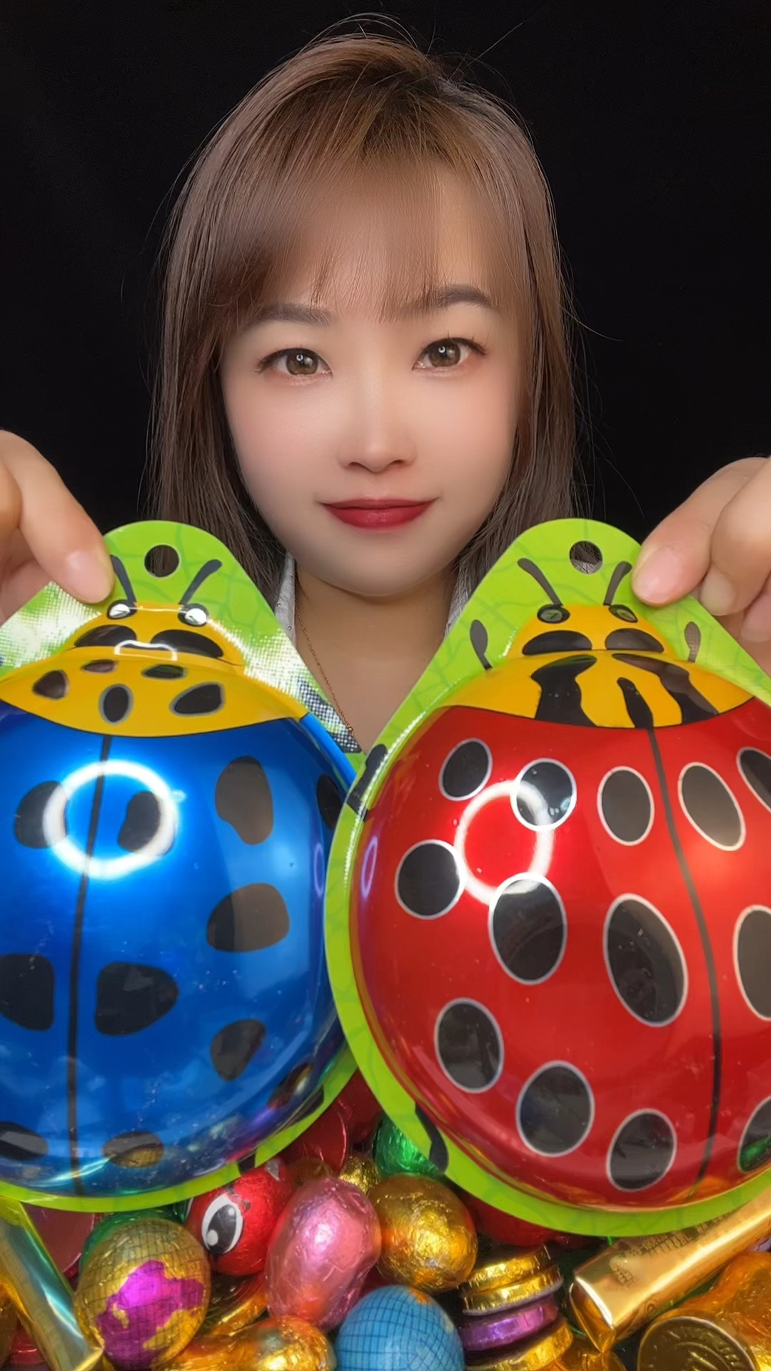 可爱虫子代可可脂巧克力豆七星瓢虫造型糖果