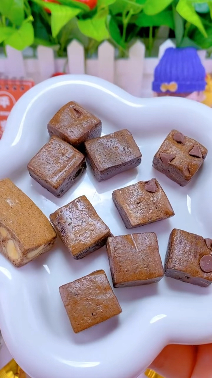 追剧必备咖啡牛轧糖巧克力,大人小孩都爱吃,口味惊艳的糖果!