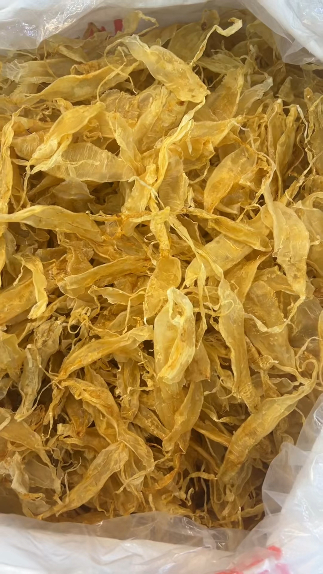 花胶鱼胶:竹叶胶,鸡蛋胶,马友条,厚肉赤肚,珍珠胶,小土鳘
