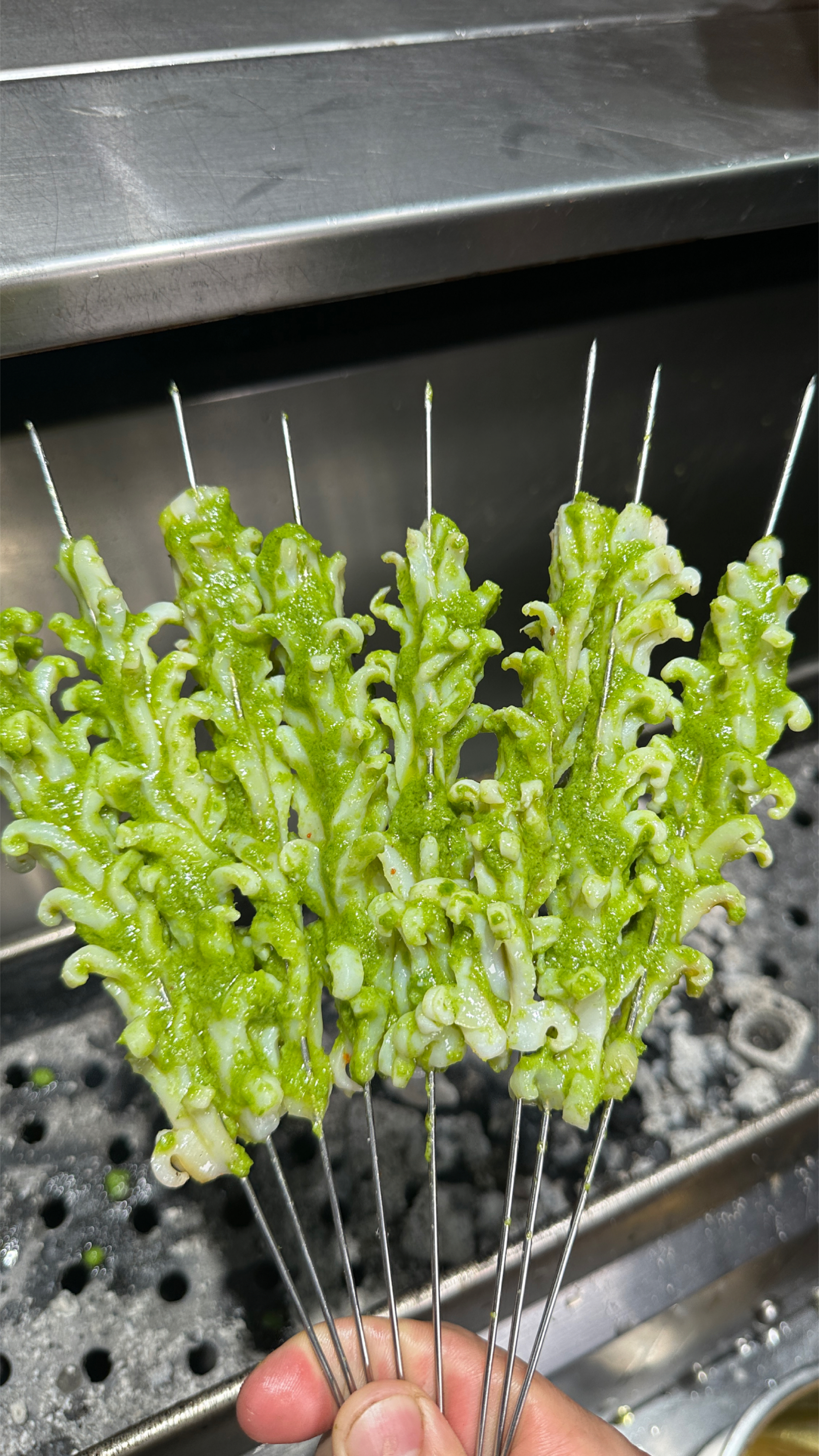 烧烤店特色菜品翡翠鲜鱿