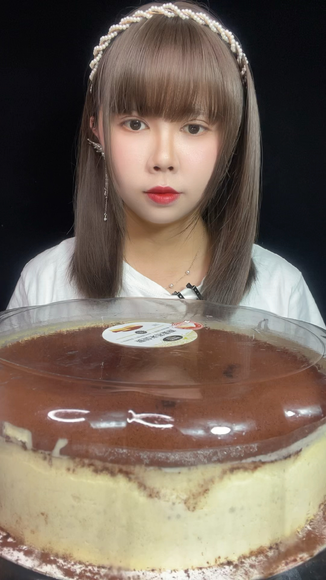 今天吃提拉米苏蛋糕