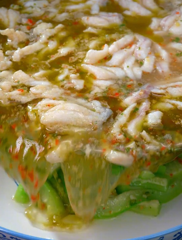 青花椒味的菊花鱼这样做,鱼肉嫩滑无腥味,椒麻味十足确实好吃