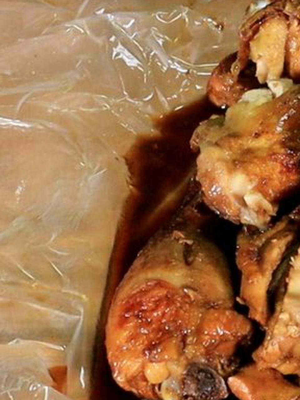 三十年老店烤鸡,甜而不腻,外焦里嫩,一口就停不下来!1