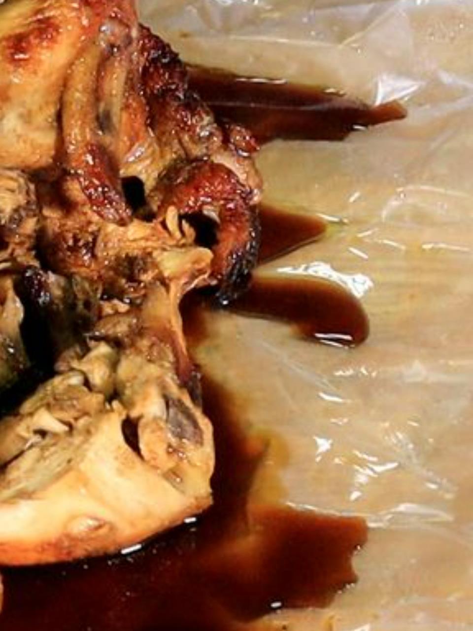 三十年老店烤鸡,甜而不腻,外焦里嫩,一口就停不下来!3