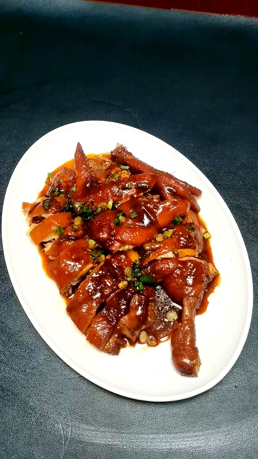 家常菜一顿不超10元》今日菜系:红烧板鸡