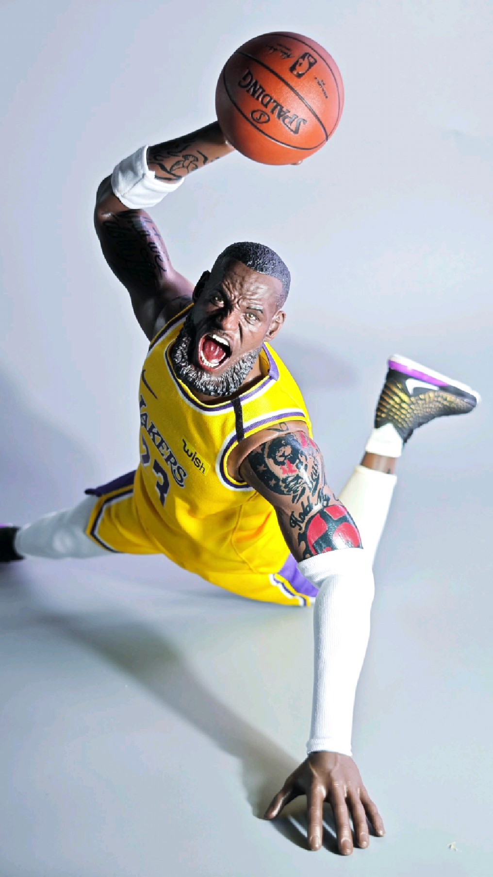 [玩具开箱]勒布朗詹姆斯KAROY卡肉依模玩 1/6可动人偶 Nba球星