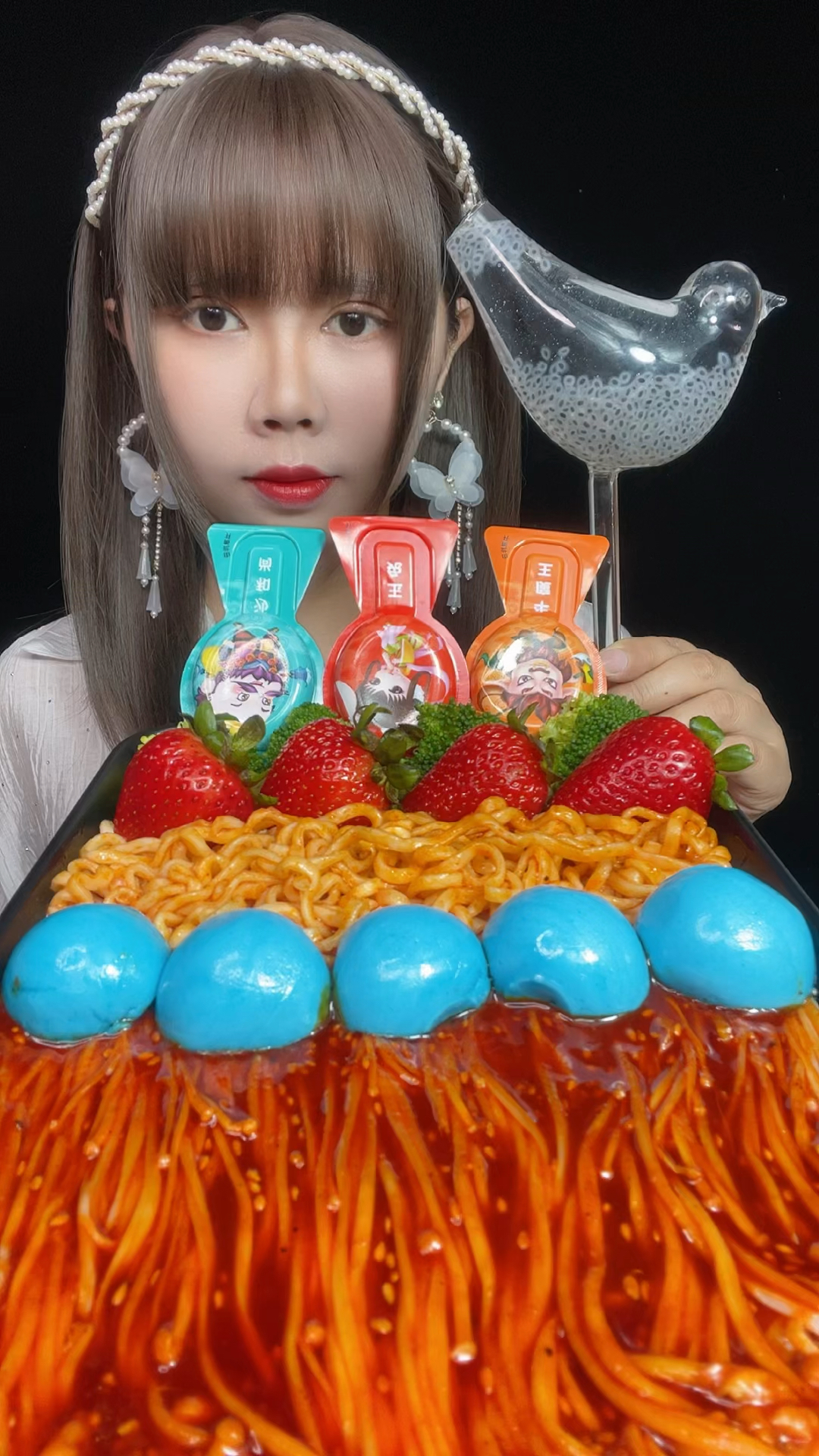 小鸟声控,火鸡面拼盘