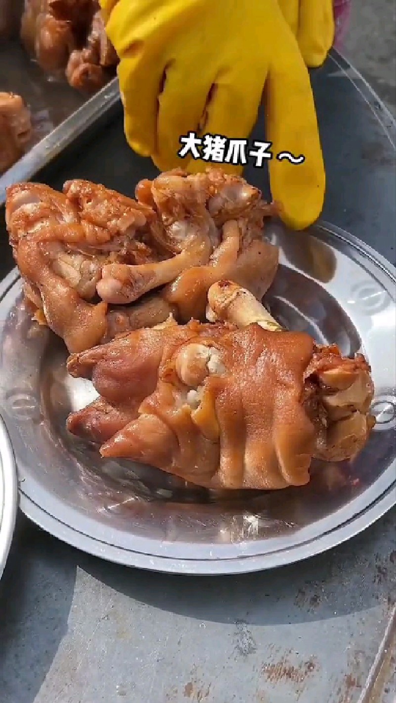 带你们看看东北农村结婚大席菜
