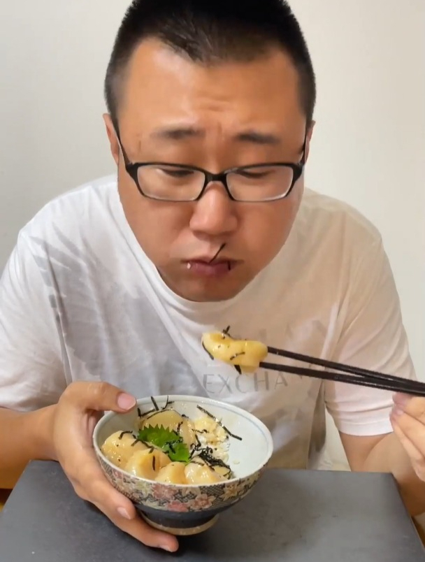 尝鲜!鲜甜软糯的扇贝柱盖饭,小伙伴们不容错过!
