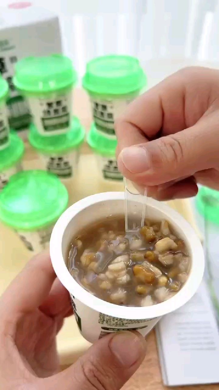 绿豆燕麦桂花粥,夏日冷饮吃起来冰冰爽爽