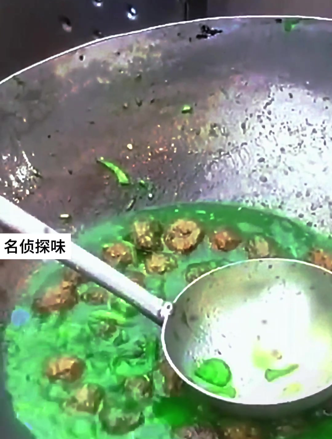 印度街头的炸丸子,纯绿色食品,真的是绿色!