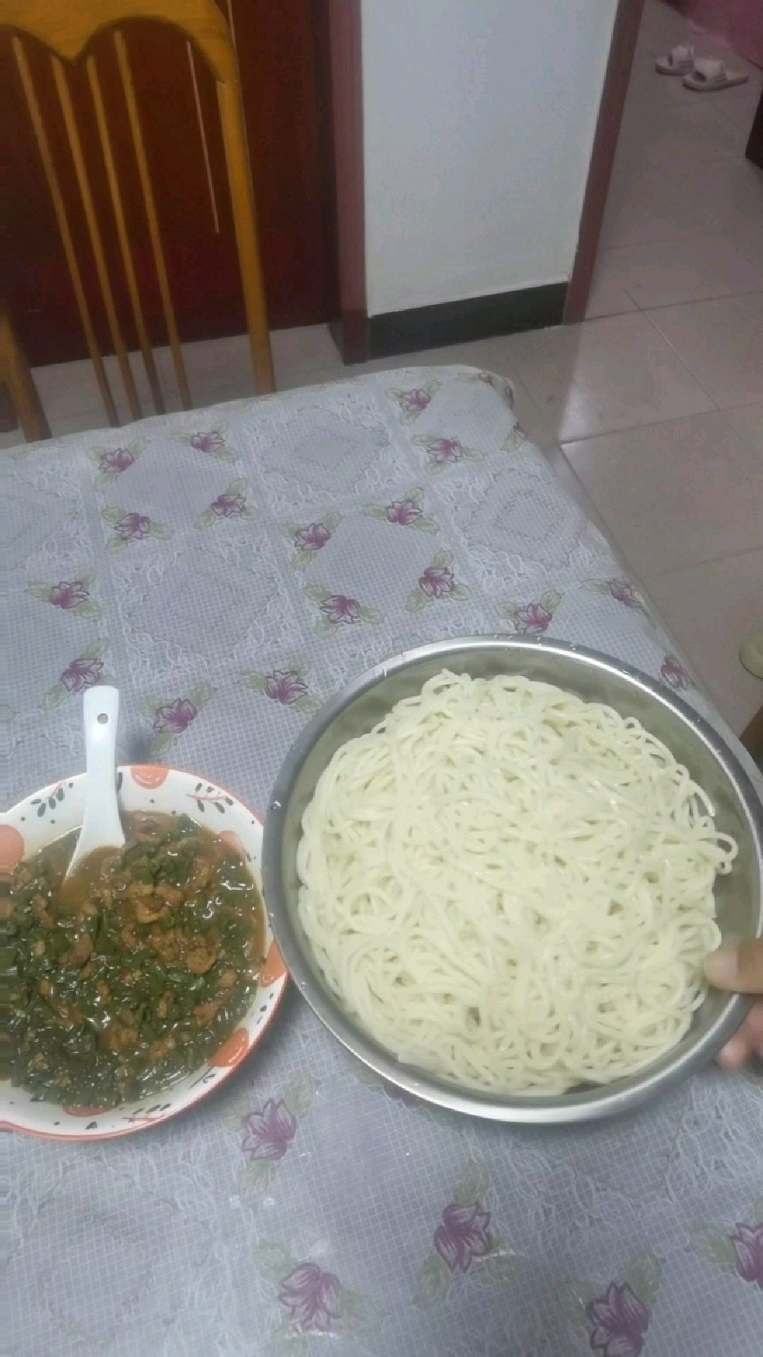 行豆角肉丝面超级好吃劲道,喜欢的可以收藏关注,对你们有帮助就