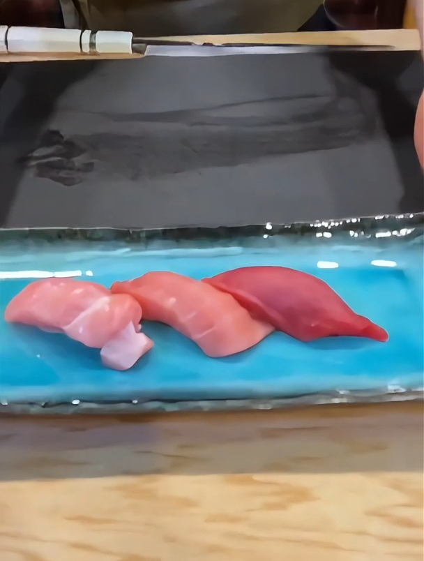 金枪鱼的三重魅力:自制三种不同的金枪鱼手握寿司