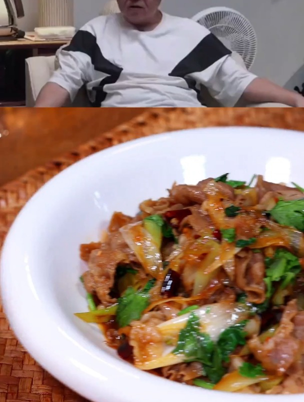 羊肉卷别总涮火锅,试试这个葱炒羊肉,实在太香了