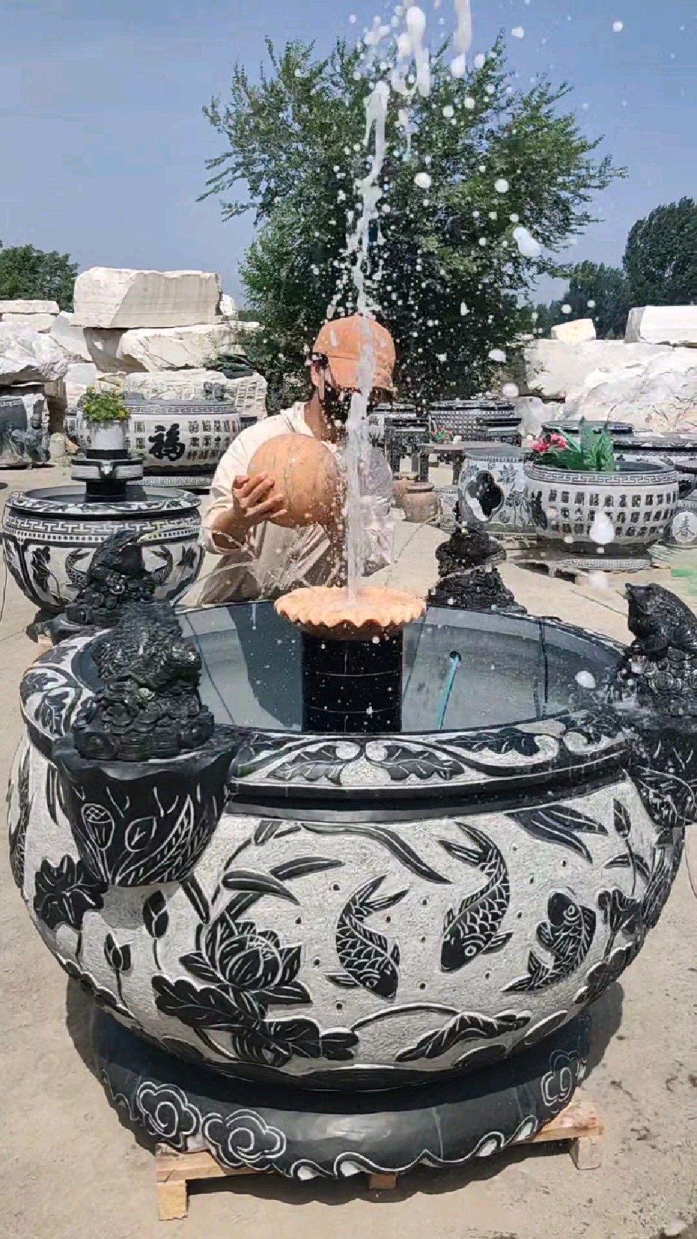 风水球鱼缸别墅庭院水景装饰,大理石鱼缸造景