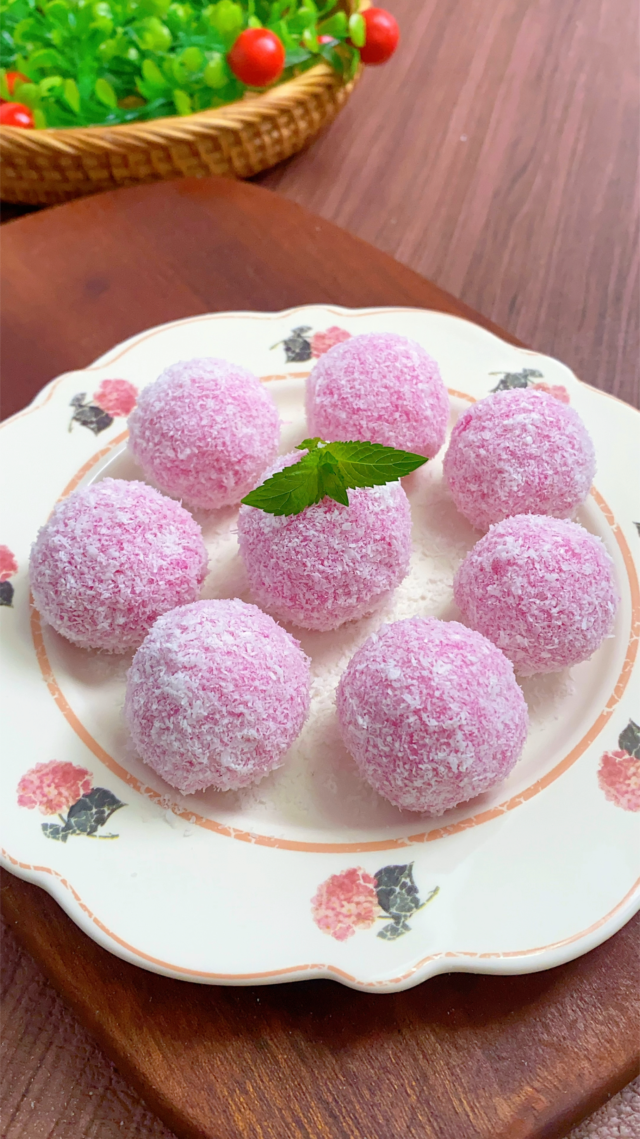 端午节做夏日小甜品,搭配水果做成山药水果球,小朋友很喜欢