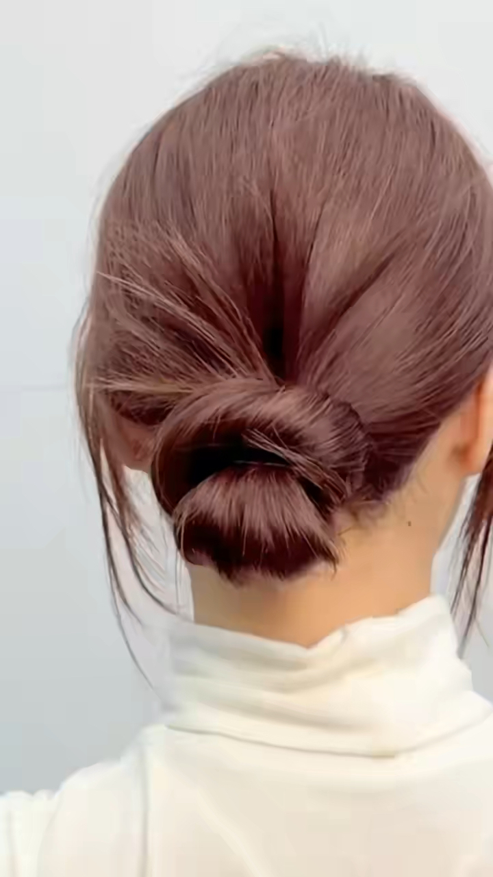 简单好看的鸡毛毽子头