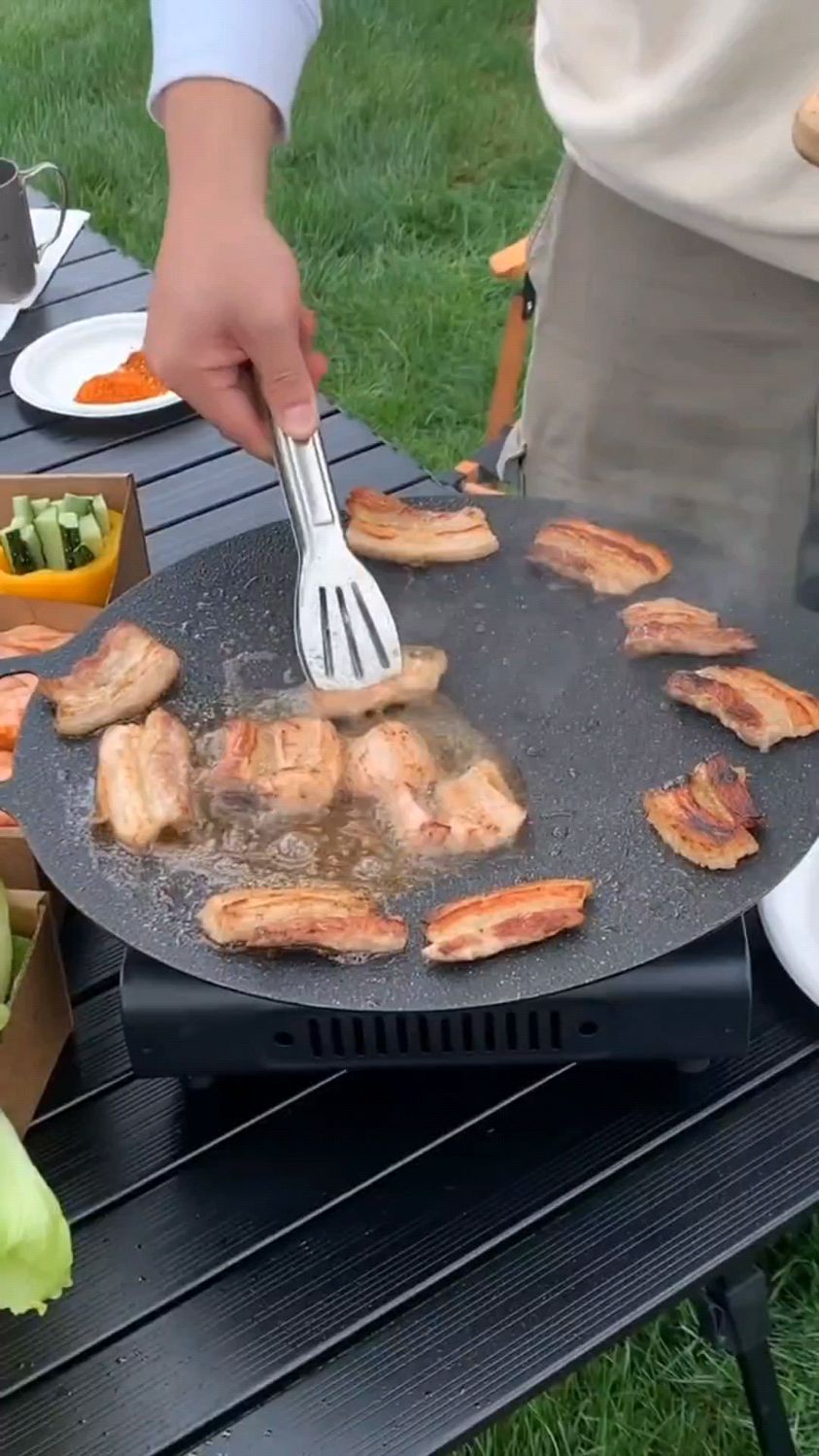 喜欢户外露营烧烤的就带上这个铸铁烤盘,纯铸铁无涂层更放心