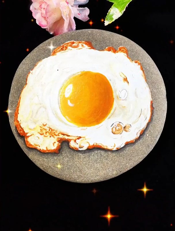 老爸画的鸡蛋简单有趣,那我画的鸡蛋要不要尝尝?