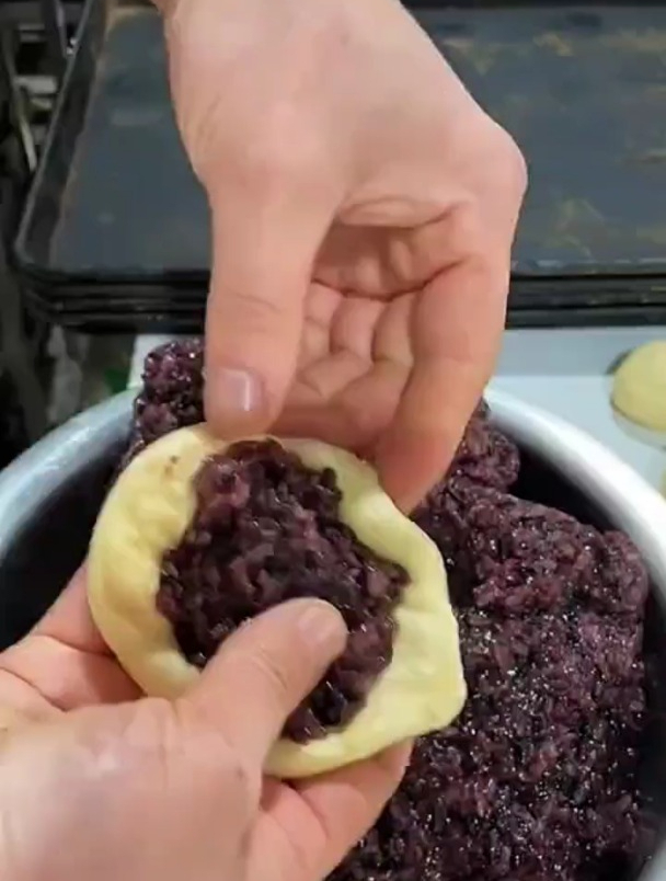 美食分享:豆沙包的做法