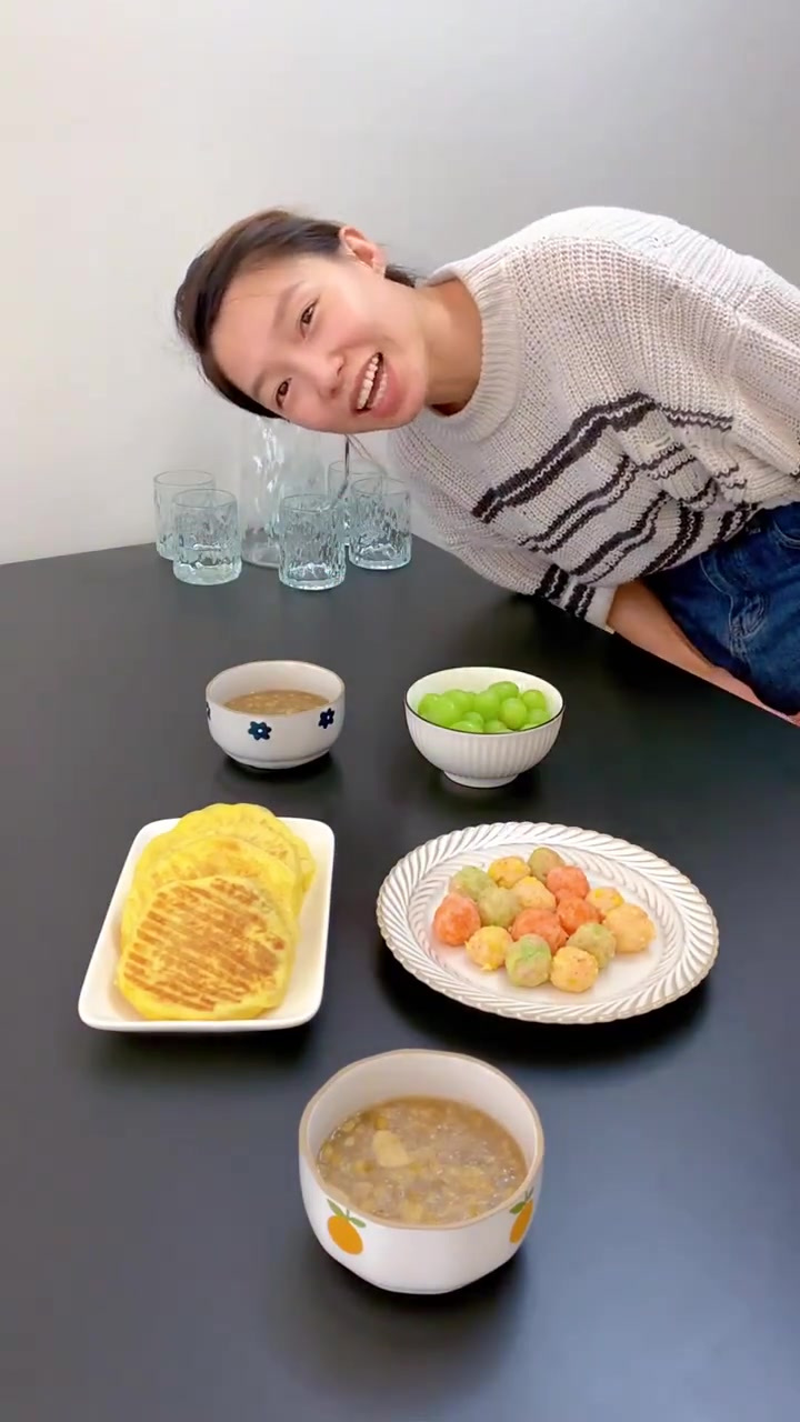 电饼铛做的发面肉饼嘎嘎好吃特别软乎绿豆百合银耳粥大人孩子喝都