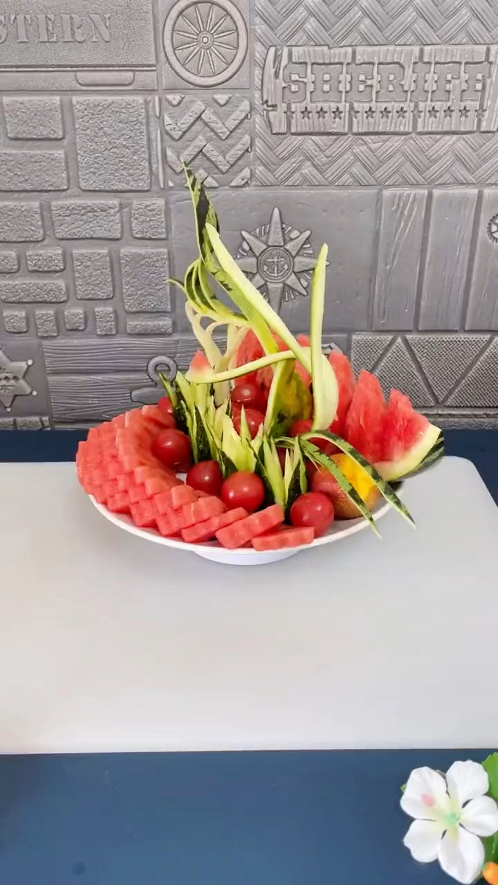简单又好看的西瓜创意水果拼盘创意果盘制作教程,已学会了吗?