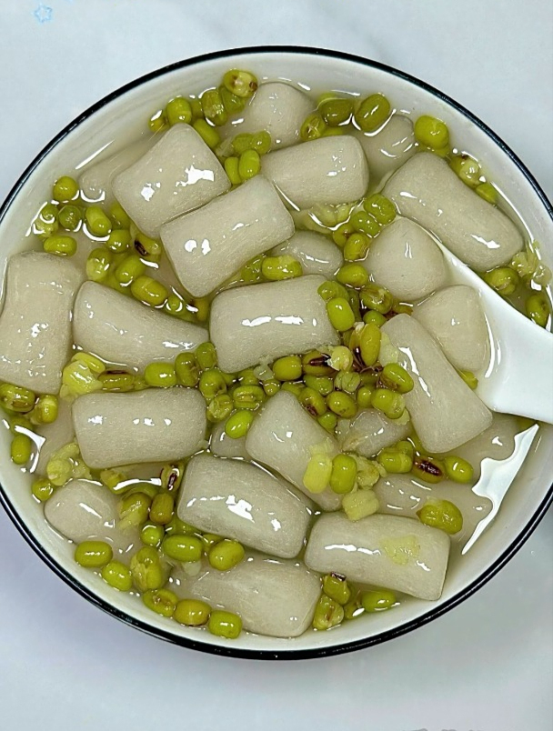 夏季天热必吃的八道解暑甜品,让你轻松应对炎炎夏日 糖水 甜品