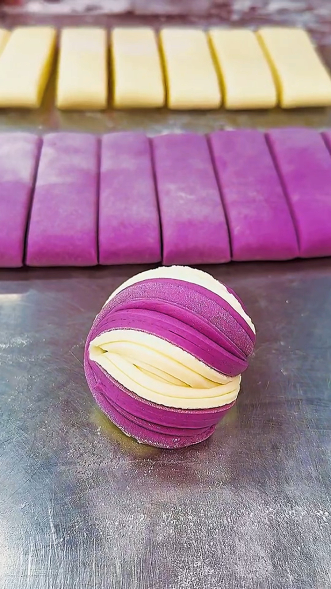 制作花样面食,彩色大花卷