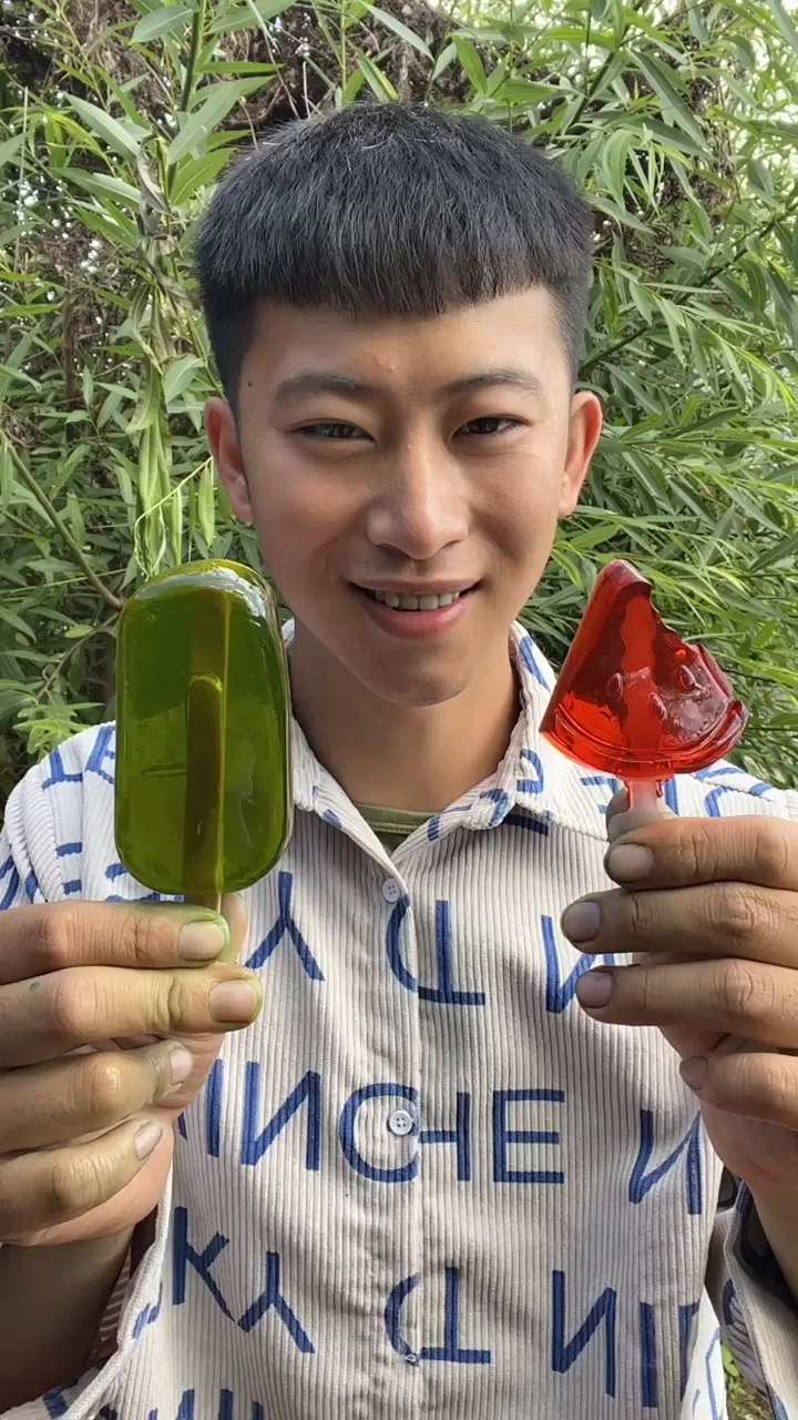 今天做了一个西瓜果冻