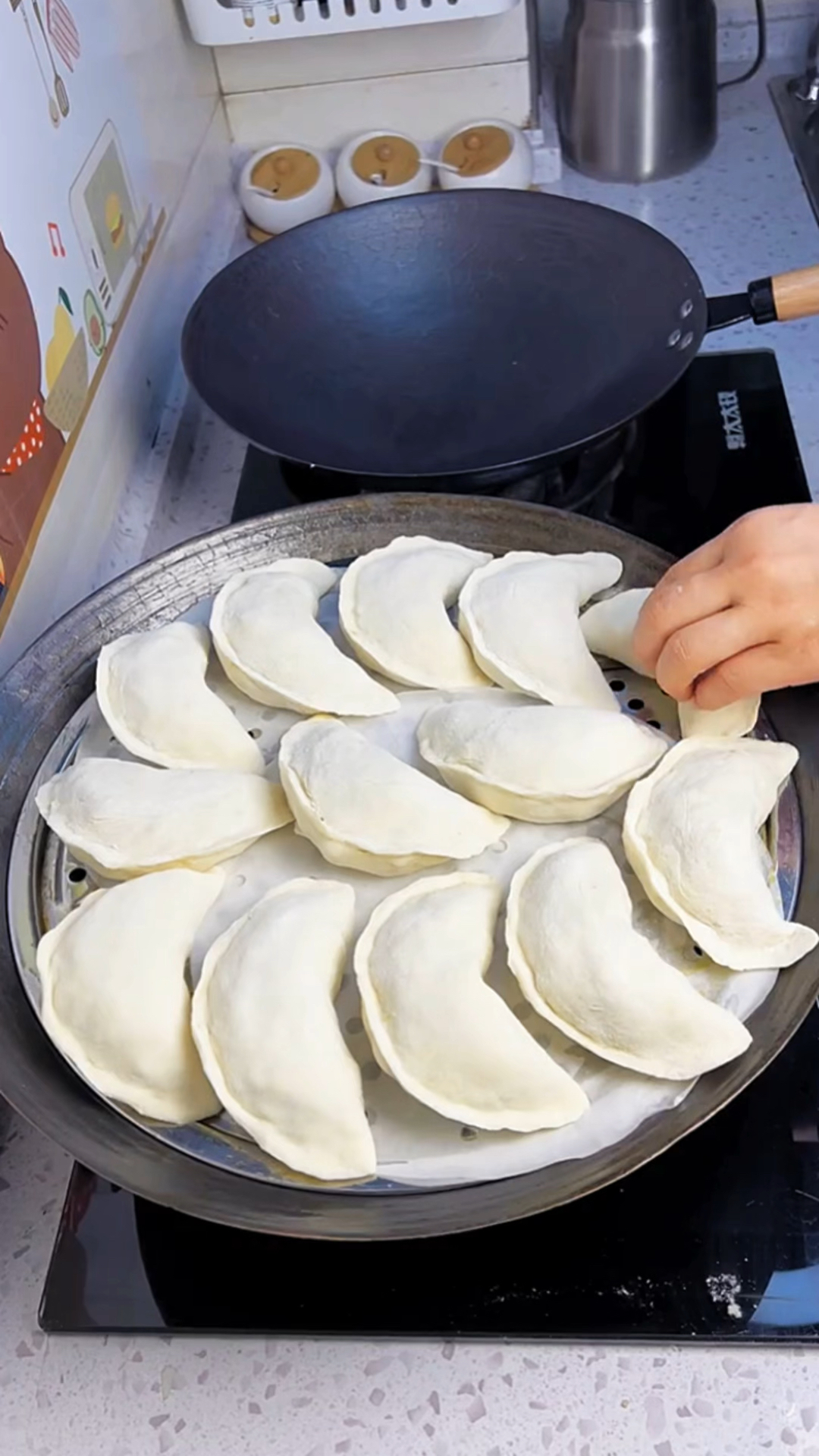 制作好吃美味大蒸饺