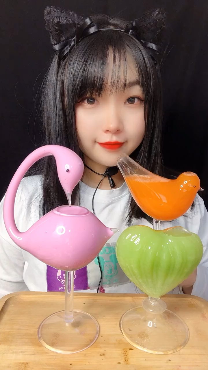 粉色天鹅,绿色爱心,美食小剧场,解压。
