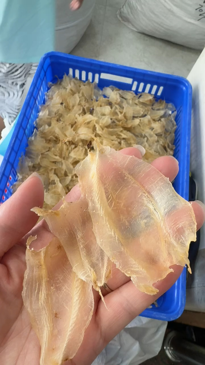 自家晒的小白花鱼胶。【400印尼小白花胶】清水货