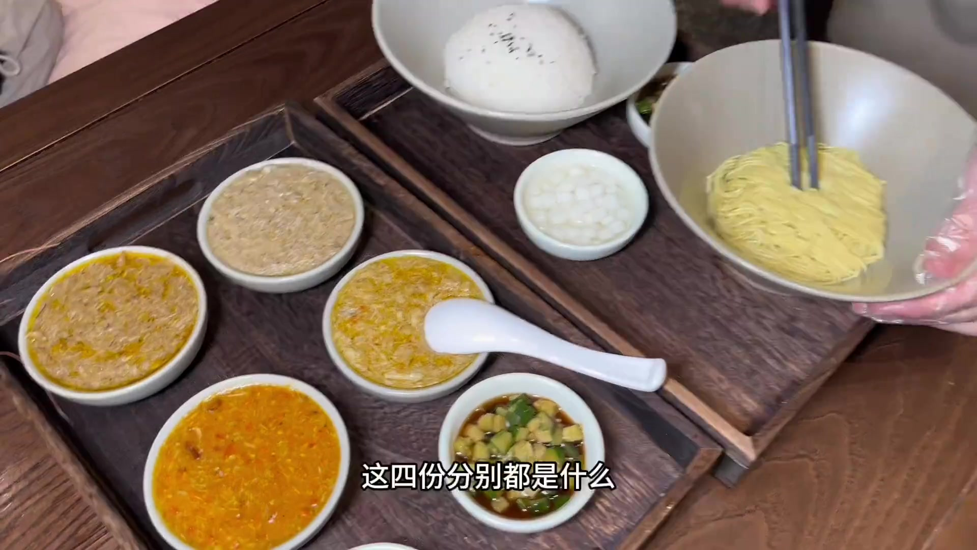 蟹黄捞饭,蟹黄拌面,西湖,这一碗好过瘾