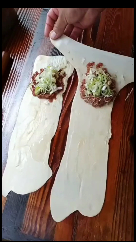 宫廷香酥牛肉饼做法