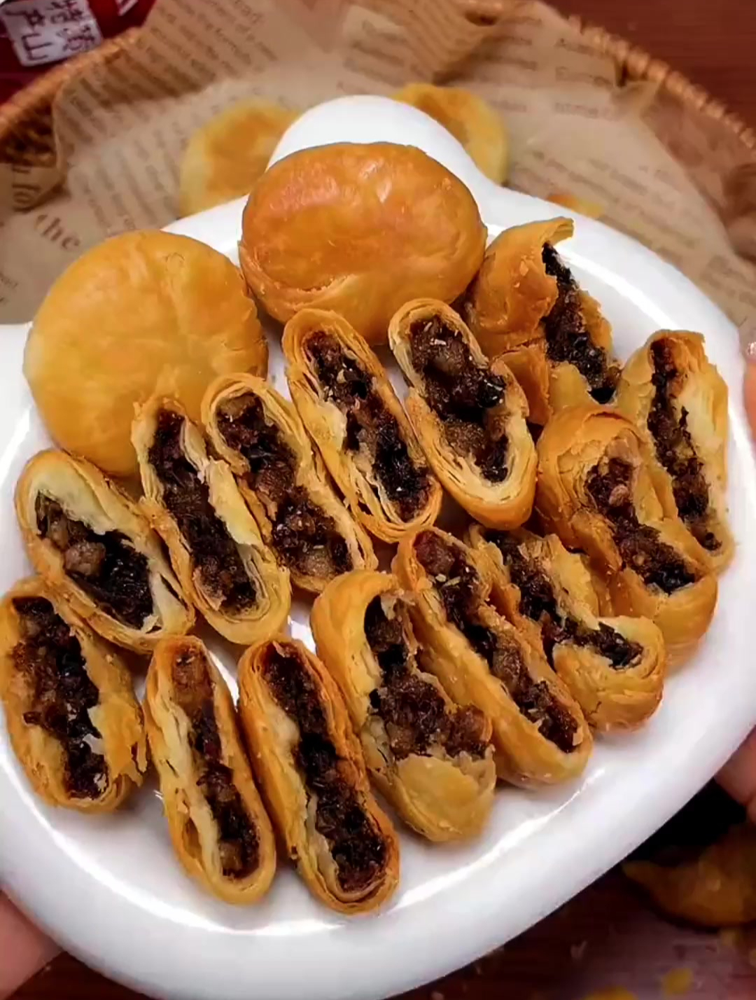 外皮酥脆馅量足的黄山烧饼,安徽的特色美食