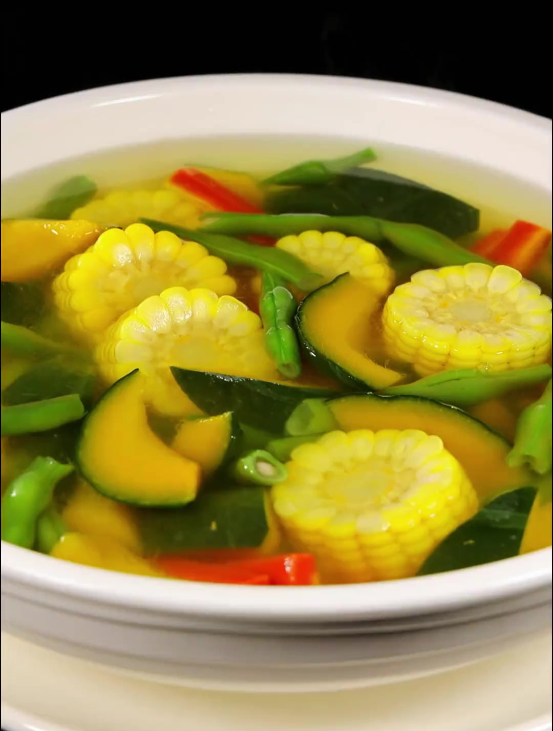 江湖菜已经做很多了,今天做一个吃江湖菜解酒又解腻的泉水时蔬汤